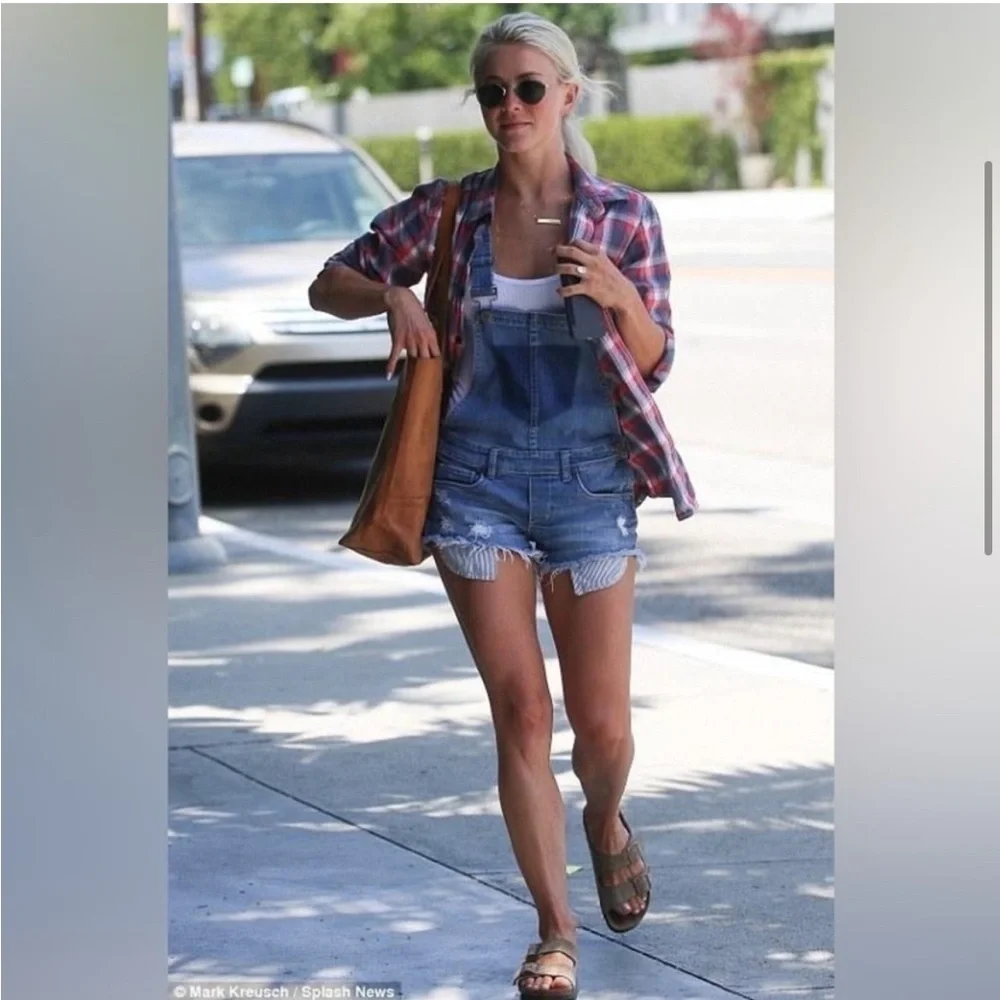 Blank NYC Celebrity Favorite Bunch of Five Jean Denim Short Overalls Size 26 - Picture 3 of 12
